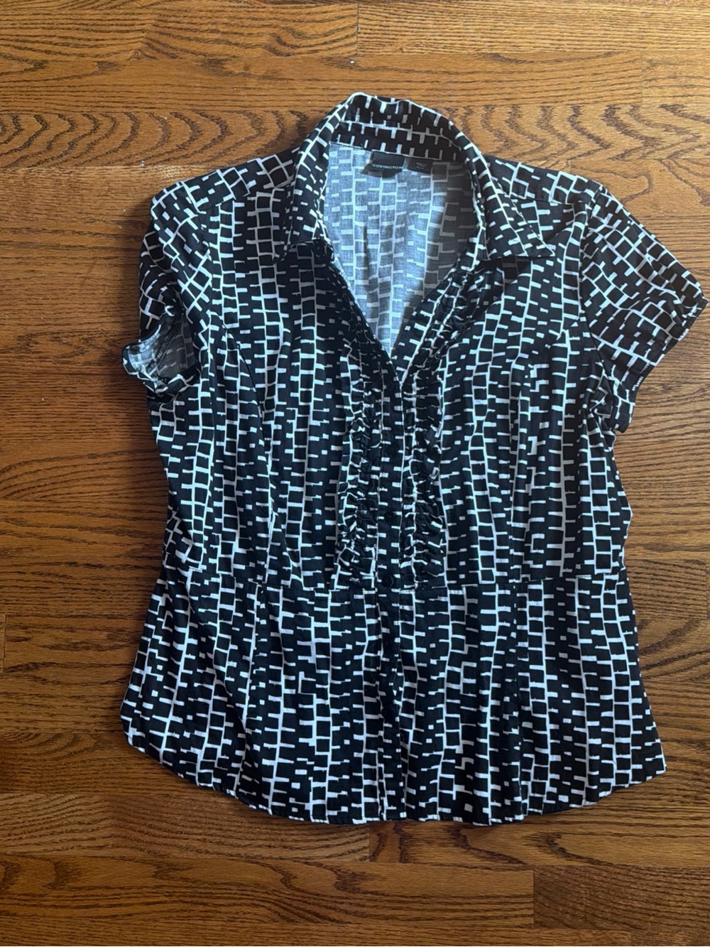 Covington Black and White Short-Sleeve Ruffle-Front Button Down Top